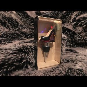 👠 Wine Stopper 🍷